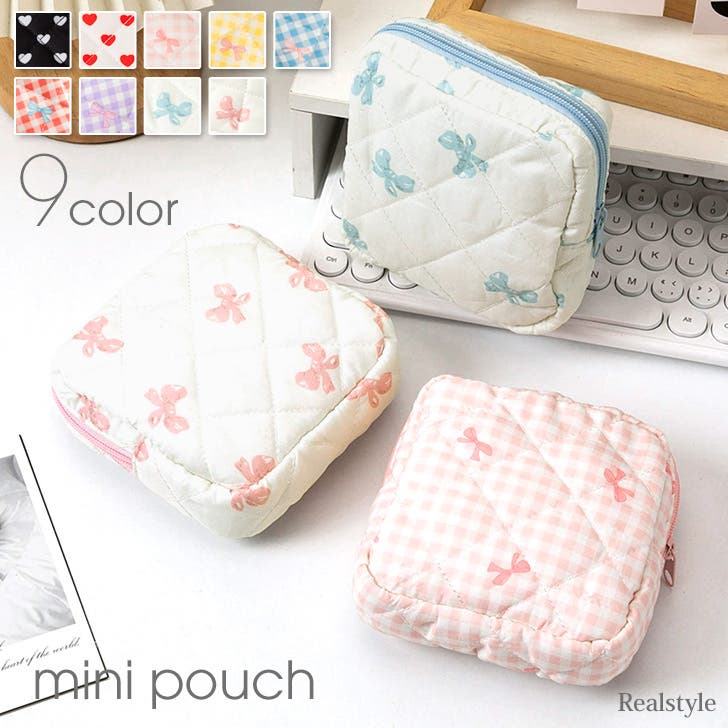 お出かけのマストITEM★ポーチ