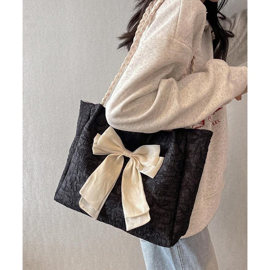 ビッグリボンが可愛い♡トートバッグ
