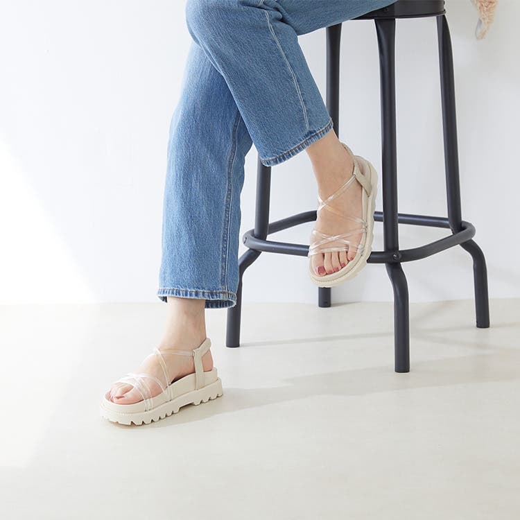 足もとをメンズライクに！ スポーツサンダル特集