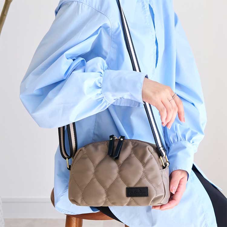 お財布ショルダーで身軽に！ [～25.11.25]