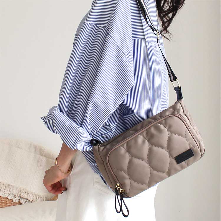 お財布ショルダーで身軽に！ [～26.01.29]