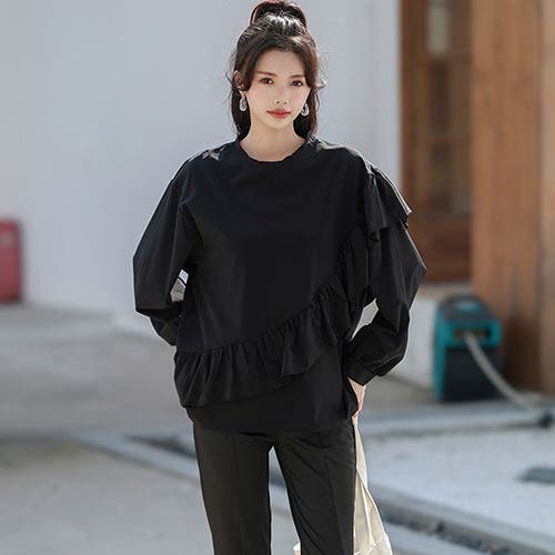 甘さを添える、大人のラッシュガードスタイル