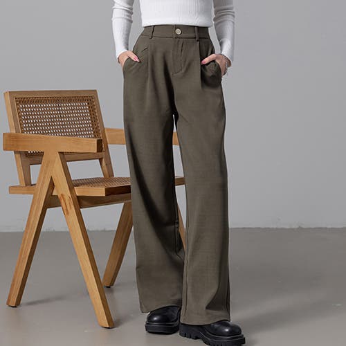 ラインを美しく見せる、冬の主役ボトムス