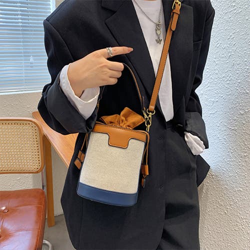 冬素材で魅せる“上質バッグ＆ポーチ”