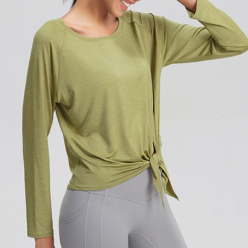 巡りを整える、季節転換期のヨガウェア