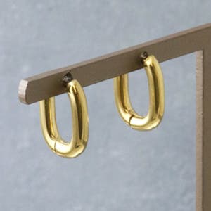 日常使いにちょうどいい。プチサイズのステンレスピアス
