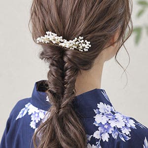 後ろ姿まで美しい。浴衣に映えるかんざし・コーム・ヘアピン