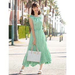 おしゃれな授乳服の人気ランキング！ワンピースやトップス＆おすすめブランドを紹介