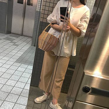 だんだん秋の空気に
なってきたね〜𖡼.𖤣𖥧

早く寒くなってほしい〜

このトップス綿100%
だから着ていてほんとに
ストレスフリーだなぁ。
素材は本当に大事⸜❤︎⸝  #ootd   #today   #fashion 
 #simple   #casual   #dearheart  
 #coca   #junglejungle   #aquagarage 
 #shoplista   #お洒落さんと繋がりたい 