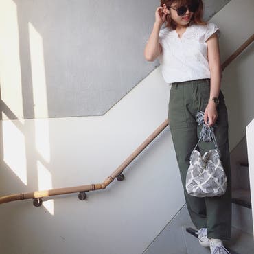 ꕤ
ꕤ
ꕤ
 @shoplist_official  でgetした
カットワークレースのブラウス♡
フレンチスリーブなのも可愛い♩
.
ベイカーパンツで甘辛ミックスに😊
.
.
巾着バッグは、柄とコロンとしたフォルムが可愛い☺︎
ーーーーーーーーーーーーーーーーーー 
tops➙  @shoplist_official   @coca_official_store 
bottom➙  @continental_clothing 
bag➙  @senseofplace_ur 
watch➙  @henrywatches 
ーーーーーーーーーーーーーーーーー
ꕤ
 #SHOPLISTA   #SHOPLIST   #senseofplace   #センスオブプレイス   #pr   #ponte_fashion   #mineby3mootd   #coordinate   #eyefashion   #eyewearfashion   #r_fashion   #r_fashion_amb   #シンプル   #シンプルコーデ   #春コーデ    #スニーカーコーデ   #ベイカーパンツ   #カットワークレース   #レーストップス   #大人女子コーデ   #スナップミー   #カジュアルコーデ   #ママコーデ   #プチプラコーデ   #ルーファ   #大人かわいい   #大人カジュアル   #大人可愛い   #きょコ   #お洒落さんと繋がりたい 