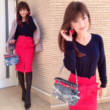❤❤❤
・
今日も(^ー^)お疲れ様でしたぁ〜♪
・
この前チラ見せしてた真っ赤なスカートは❤
日本最大級のファッション通販
 @shoplist_official  ✔✔
 #shoplist  で(σ´∀`)σｹﾞｯﾁｭ♡
ウエストの🎀がお気に入りｯｯ
ラインも綺麗で前スリットも
セクシー🙊💗💭
プチプラなのでイロチで揃えたくなっちゃうﻌﻌﻌﻌ️️♥️
・
━━━━━━━━━━━━━━━
👂🏻
 #ピアス ： #ルピス  
 @queen .lupis ✔✔(q202)
👚
 #ニット ： #リエディ  
 @reedit_official  ✔✔(121405)
🧥
 #アウター ： #jferry_ins  
 @jferry .jp ✔✔(A30-118-90061)
━━━━━━━━━━━━━━━
 #shoplista  
 #coordinate  #fashion  #ootd 
 #ファッション  #コーデ  #コーディネート  #今日のコーデ  #今日の服  #きれいめコーデ  #着回しコーデ  #プチプラコーデ   #大人可愛い   #大人女子  #大人コーデ   #大人ファッション  #40代コーデ   #タイトスカート  #お洒落  #お洒落さんと繋がりたい   #おしゃれさんと繋がりたい   #インフルエンサー  #PR 
━━━━━━━━━━━━━━━
見て下さった方
(୨୧•͈ᴗ•͈)◞ᵗʱᵃᵑᵏઽ*♡