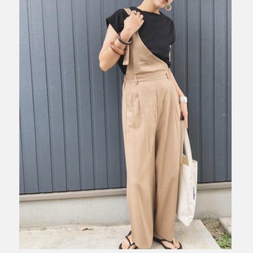  #今日のコーデ 
.
 #ワンショルダーサロペット 
を 黒で挟んでみました。
.
.
.
今日はリビング用と子供部屋のエアコンを見に行く‼︎‼︎
こわいよーwww.💸
.
.
.

 #ootd  #fashion  #igfashion  #iggood  #code  #coodinate  #mamagirl  #locari  #ponte_fashion  #snapme  #mineby3mootd  #mineカジュアル  #mineプチプラ部  #ロカリ  #きょコ  #ママファッション  #プチプラコーデ  #お洒落さんと繋がりたい  #ウッドバングル  #ワンショルダー  #ワンショルサロペット  #shoplista  #apc  #gap  #サロペット  #オールインワン  #shoplista 