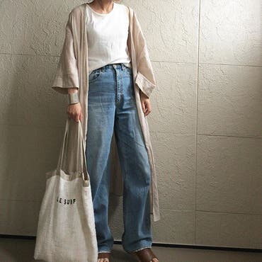 ＊日々の記録＊
今日は一週間分の買い物DAYでした👛🍆🍅
.
肩の日焼け止めの塗り忘れで変な日焼け跡…
隠すのにも夕方の防寒にも最適なロングガウン♡
リネン素材なので今時期最適なアイテム✨
☑️ #ワイドアームリネンロングガウン 
 #willfully  
こんな感じの週末でした(* ˘ ³˘)
.
.
 #ootd  #instafashion  #coodinate  #ponte_fashion  #mamari  #locari  #mamagirl  #coodiful  #ootd_kob  #シンプルコーデ  #ママコーデ  #北国の輪  #azulbymoussy  #canaljean  #SHOPLISTA  #shoplist 