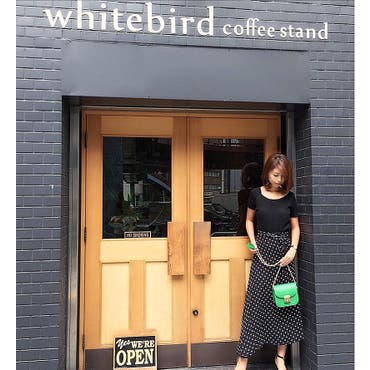 こんばんは ◡̈*❤︎ 詳細スワイプしてね ➡︎ .
 #whitebirdcoffeestand  .
今日は行ってみたかったcafeで友達とランチ
.
久々にゆっくり色々話せて楽しかった◡̈*❤︎
.
トップス/   #uniqlo  
スカート/   @shoplist_official  .
バッグ/   @shoplist_official  .
ドットのお気に入りラップスカート
好きな感じに巻いて 着ています♡
.
バッグは さし色 グリーンをselect .
アイスカフェラテ美味しかったなぁ
.
まだまだ暑い 関西 コーデ悩みますw
.

 #kaumo_fashion   #SHOPLISTA  #SHOPLIST 
 #ショップリスト  #ユニジョ  #uniqloginza  
 #whitebirdcoffeestand   #mineby3mootd  
 #スナップミー  #hotmamatown   #web_kob  
 #ootd_kob   #ママファッション  #ママコーデ 
 #kiwamezyoshi   #プチプラファッション 
 #ponte_fashion   #4yuuu  #ダニエルウェリントン 
