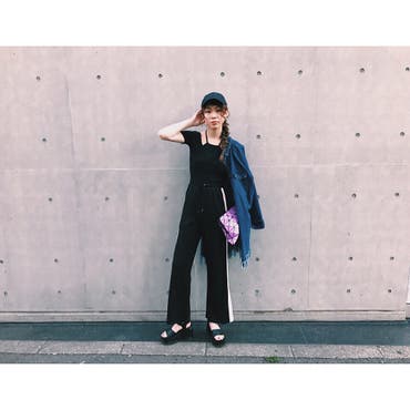 -
-
today's kicode
-
shoplistで買ったWEGOの
サイドラインパンツがお気に入り♡
-
 #0605 
 #today 
 #kicode 
 #code 
 #ootd 
 #fashion 
 #outfit 
 #wego 
 #shoplist 
 #shoplista 
 #ショップリスト 
 #model 
 #me 
 #black 
 #style 
 #NLIG  
 #nylonjapan  
 #influencer  
 #instagrammer  
 #like4like  
 #followme  
 #お洒落さんと繋がりたい 