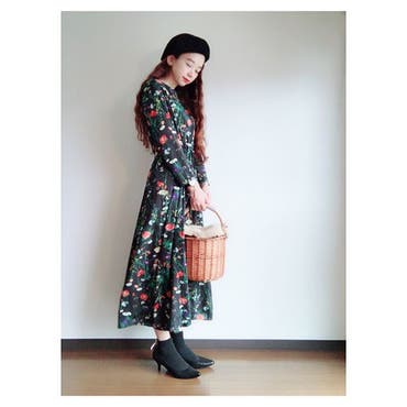 
ワンピースの着回し☺︎﻿
かごバッグとパンプスで大人かわいい雰囲気に♡ ﻿
靴下は後ろにリボンがついていて﻿
バックスタイルがかわいくてお気に入り♡﻿
﻿
┈ ┈ ┈ ┈ ┈ ┈ ┈ ┈ ┈ ┈ ┈﻿
＊ベレー帽( @shoplist_official )﻿
＊ワンピース( @noisemaker_jpn )﻿
＊バック( @kakatoo_official )﻿
＊靴( @piche_abahouse_official )﻿
＊イヤリング( @goldy_jp )﻿
＊時計( @danielwellington )﻿
＊靴下( @daiso_official )﻿
┈ ┈ ┈ ┈ ┈ ┈ ┈ ┈ ┈ ┈ ┈﻿
﻿
 #shoplist  ﻿
 #kakatoo  ﻿
 #picheabahouse  ﻿
 #daiso  ﻿
 #かごバッグ  ﻿
 #ベレー帽 ﻿
 #ボタニカル ﻿
 #秋 ﻿
 #秋コーデ ﻿
 #パンプス ﻿
 #おしゃれさんと繋がりたい  ﻿
 #大人可愛い  ﻿
 #ワンピース  ﻿
 #goldy ﻿
 #danielwellington  ﻿
 #ゆるふわパーマ  ﻿
 #ゆるふわ巻き  ﻿
 #mineby3mootd  ﻿
 #cocoromii 