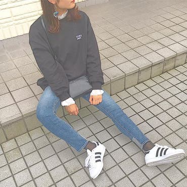 .
この前の全身はこんな感じ
いつもゆるゆるのボトムばっかやから
ピチッとしたデニムは新鮮
.
スウェットはショップリストで買えます
アプリのダウンロードは
私のインスタtopのURLから💁🏻
他はタグを見てね
 #shoplist  #shoplist_ootd  #tops 
 #SHOPLISTA   #ショップリスト  #トップス  #mixxmix  #suzyot 