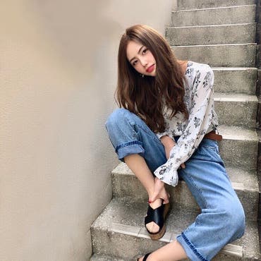 ･
･
･
薄着で外出れるようになってきたけど暑いの苦手だな〜😅😅
･
今くらいの気温が続けばいいのに！
･
･
･
トップス ▶︎ gu_for_all_ 
パンツ ▶︎ shoplist_official ･
･
･
 #ootd   #instagood   #spring  
 #shoplist   #shoplista   #denim   #bottom  #👖