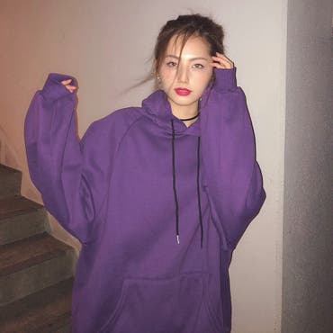 ・
・
・
風が強い日🍃🌀
・
・
でもこのパーカーは中も暖かいし
着込めるから寒くない😆笑
・
これも @shoplist_official だよ💜
・
・
大きめのパーカー欲しかったので大満足😌😌
・
いとは黒のニットパンツと合わせたよ〜🖤
弟dayなので楽ちんコーデ👦🏻👑(笑)
・
・
・
・
#shoplist #shoplista #パーカー
#パーカー女子 #紫 #お団子ヘア
#ootd #instagood #l4l #l4f #