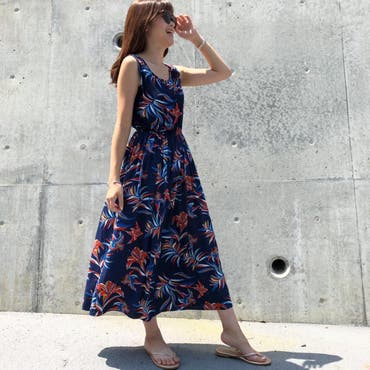 ボタニカル柄ワンピ×ビーチサンダルの夏コーデ🌴
夏はワンピースが楽&涼！
ヘビロテしたくなるさらっとした生地感もGOOD👍
------------------------------
▽ワンピース
 #ボタニカル柄ワンピ 
 #coca  .
▽サンダル
 #ビーチサンダル 
 #amiami  
商品はタグ付けからCHECKしてね🕊
------------------------------ .

 #SHOPLIST   #SHOPLISTA   #LiSTA   #ショップリスト   #ショップリスタ   #shoplist_ootd   #プチプラ   #プチプラコーデ   #インスタコーデ   #プチプラコーディネート   #着まわしコーデ   #インスタファッション   #コーデ   #コーディネート  #fashion   #outfit   #ootd   #code   #coordinate 
 #ボタニカル柄  #ワンピース  #ビーチサンダル  #夏コーデ  #夏ファッション  #リゾート   #BBQ   #海コーデ   @shoplist_official 