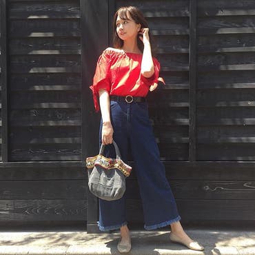 今日のコーデ
.
.
たくさん歩く予定だったので
珍しくカジュアルに✨
.
.
トップスとズボンとベルトは
 #SHOPLIST   にてプチプラでGET✨
.
.
素材もしっかりしててお気に入りだよ
.
.
クローゼットの90%がスカートとワンピースだから
ズボンもっと着こなせるようになりたい(´；ω；`)✊
.
.
.
 #SHOPLISTA   #ショップリスト   #プチプラ  #プチプラコーデ  #プチプラ高見えコーデ   #今日のコーデ  #fashion  #スウィート  #スウィートインスタ  #pink  #デート  #今日のれなコーデ 