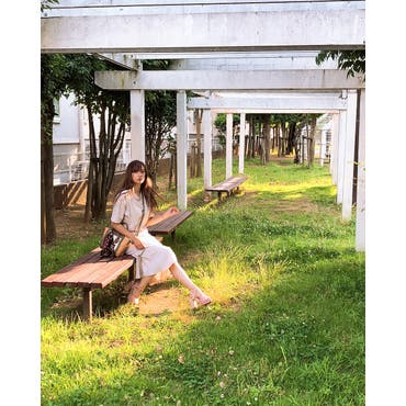 ．
oodt👗
SHOPLISTで買った服とピアス🧡
セットアップになってるから
さらっと着れて楽ちん💓🤭
別々でも使えるから
たくさん着まわしできそう🤩 ．
 @shoplist_official  
 #SHOPLISTA   #SHOPLIST   #セットアップ   #Tシャツ    #スカート   #ピアス   #パールピアス   #oodt   #コーデ   #code   #codenate 