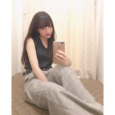 .
最近の私服だよ~👗
またチェック柄買ってしまった🤦🏻‍♀️(笑)
今季だけでチェック柄のボトムス3つは買ってる笑笑
上下ともSHOPLISTで買ったよ！
通販大好き芸人✌️
ちなみに、よく背高そうって言われますが実際158cmしかないです👶🏻160cmは欲しかった
.
.
 #selca   #selfie   #daily   #dailylook  #셀카 #셀피 #셀스타그램 #얼스타그램 #데일리 #데일리룩  #instagood   #follow   #followme   #instalike  #패션  #fashion   #ootd   #自撮り  #일상스타그램 #일상  #code  #오오티디 #코디  #SHOPLISTA   #SHOPLIST   #ショップリスト   #通販   #秋コーデ   #トップス   #パンツ 