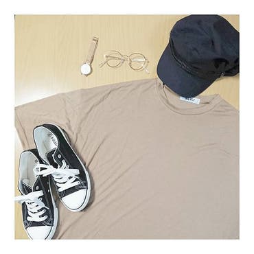 ＊＊＊＊＊＊
.
.
GE🌛⭐
.
.
 #妄想コーデ 
.
.
ロンTと黒スニーカーのカジュアルコーデ😎💓
スゴいロング丈だから長袖Tシャツで
ウエストマークしようかな´ω`*
.
.
tops...  #shoplist 
shoes... shoplist
watch...  #danielwellington 
＊＊＊＊＊＊
 #今日の服   #コーデ   #ファッション   #スナップミー   #大人可愛い   #大人カジュアル   #プチプラ   #プチプラコーデ   #シンプル   #シンプルコーデ   #カジュアル   #ラフ   #コンバース   #ダニエルウェリントン   #CONVERSE   #おしゃれさんと繋がりたい   #置き画   #置き画くら部   #kaumo_fashion   #ponte_fashion   #mineby3mootd   #beaustagrammer   #locari   #fashion   #coordinate   #outfit   #ootd 