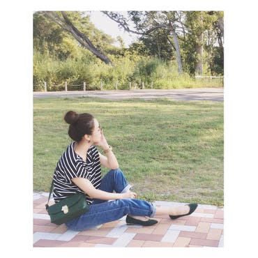 .
気持ちいい公園pic。
.
 @shoplist   #shoplist   #shoplista  
cocaのボーダートップスはドロップショルダーで肩幅も腕もカバーしてくれて嬉しい(^ ^)♡
シルエットも可愛いです♡
.
トップス
 @shoplist_official   #shoplist  
デニム
 @urban_research_doors  
バッグ
 @tsumori_chisato_carry_official  
シューズ
 @orientaltraffic_official  .
.
 #SHOPLISTA   #ショップリスト   #SHOPLIST 