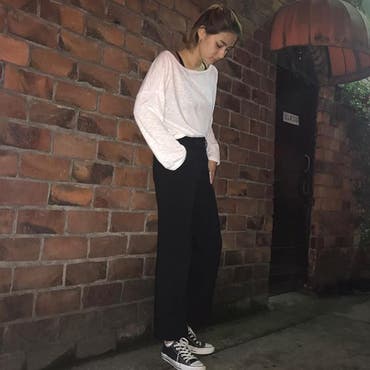 基本モノトーン。🐼
最近冷えるしうす〜い長袖がマスト。
これは  @shoplist_official  で買ったよ。

オンラインショッピングダイスキ😘🔥  #SHOPLIST  #SHOPLISTA  #ショップリスト  #長袖トップス  #トップス  #通販派 