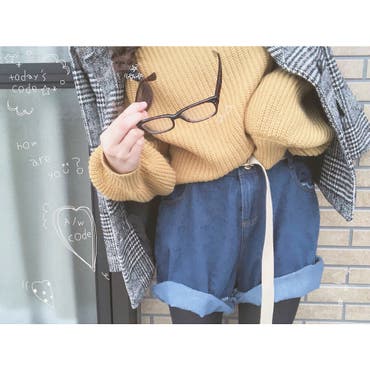 ・
・
****
・
2017.10.22
・
私にしたらレアなショーパン
皆さん貴重ですよー笑笑
あー、タイツ履いてても
足がスースーするぅ〜( ´o` )笑
パンツの裾折り方雑〜笑笑
・
メガネ #赤札堂
ジャケット&ニット&パンツ #SHOPLIST
#ショップリスト
★あとで私のストーリーから
購入出来るようにしておきます◎★
ベルト #雑貨屋さん
・
****
・