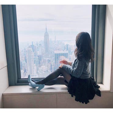 ＊
 #topoftherock  の展望台からだと
 #エンパイアステートビル  が見えて
 #ニューヨーク  らしい写真が撮れるからオススメ🙈✨
 #AliciaKeys  の  #EmpireStateOfMind  が
ずっと頭の中で流れてた🤣💓
2019年も楽しみな予定がいーっぱい♫
もちろん最高な1年にする😚‼️‼️
 #reina_trip   #trip   #newyork   #ny   #photogenic   #rockefellercenter   #travel   #couple   #zara   #code   #Empirestatebuilding    #旅行好きな人と繋がりたい   #フォトジェニック   #タビジョ   #11年記念日   #ニューヨーク旅行   #海外旅行   #カップル   #ロックフェラーセンター   #たくれな旅行記   #トップオブザロック   #コーデ   #ザラジョ   #玲奈服   #マンハッタン 