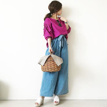  #今日のコーデ  
 #トップス   @shoplist_official   @koe_official  
ワイドパンツ  @gu_global   @gu_for_all_  
サンダル  #ginzakanematsu  
カゴバッグ  @beaure_official   #ヴュレ  
サングラス  @donobanweb  .
.
.カゴバッグがnew in💖 #beaure  の👜
もう可愛すぎて😍
ヘビロテ間違いないです🙆‍♀️
.
.
.サングラス🕶はチャコールグレーのフレームが可愛いのをget✨ #プチプラ  👛
しかーし、🕶似合わなすぎて😂
着画一応載せますが、耐えられなすぎて画面小さくしました💦
参考程度に薄目で見て下さいね❣️
プロフURLから商品のページへ飛べます☺️
.
.
.
.
.  #mamacode   #mamafashion   #ママコーデ   #ママファッション   #マナママコーデ   #着回しコーデ   #シンプルコーデ   #おちびコーデ    #ootd   #ootd_kob   #outfit   #mamagirl   #ponte_fashion   #locari   #shoplista 