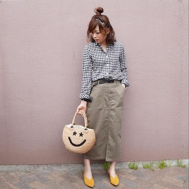 ⑅
⑅
初めて  @shoplist_official  さんでお買い物🛒
カーキのスカートに💘
⑅
今まで似た感じの色々探してたけど
色味が暗かったりウエストが合わなくて断念してたからドンピシャのが見つかって嬉しい☺︎💚
⑅
ポケットがあるのも◎
⑅
プチプラアイテムが豊富で今セール中✨
⑅
トップスは無印で靴はGUでした🎈
⑅
 #SHOPLISTA  
 #SHOPLIST  
 #スカート 