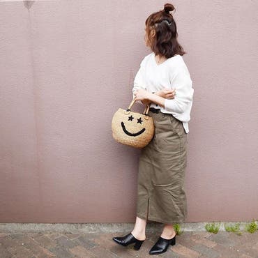 ⑅
⑅
お迎えコーデ☺︎
⑅
日焼け防止にまだなるべく長袖が着たい❣️
UNIQLOのワッフルtちょうどいい🤗
⑅
ミュールは何年か前の  @gu_global  の🌟
これ本当履きやすくて神！
今年もでそうだな〜💚
⑅
⑅
 #SHOPLISTA  
 #SHOPLIST  
 #スカート 