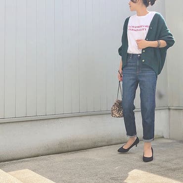 #今日のコーデ 2018/09/02
・
☆──∞ ──
・
・
#休日コーデ
Tシャツ×デニム程楽なもんはないよね
・
・
#ドルマンコクーンカーディガン は
ゆるーっと着たかったからX Lにしたよ💡
今年流行りの赤ロゴTに羽織るだけで、秋コーデに🍂💕
前開けても、ボタン留めも可愛い
・
・
・
トップス @shoplist_official @coca_official_store
カーデ @gu_global
デニム @gu_for_all_
パンプス #gu
・
・
・
#SHOPLIST #SHOPLISTA
#saoコ #gu #gumania #gu神mania #gu_for_all #神デニム #テーパードアンクルジーンズ #マシュマロパンプス #coca #coca_code #赤ロゴt #Tシャツ #レオパード #レオパード柄 #ファーバッグ #巾着バッグ #お団子ヘア #無造作お団子 #お団子アレンジ #メッシーバン #秋コーデ #esseonline秋ファッション