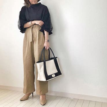 *
coca_official store （  @coca_official_store  ）のレーストップスにチノワイドパンツを合わせてきれいめカジュアル♡
*
ヴィータフェリーチェ（  @vitafelice_shop  ）のバッグは色も形もシンプルで使いやすい♡♡
*
次女が修学旅行でいないから、長女と一緒にご飯でも食べに行こうと思ってるのに寝てる(ｰ ｰ;)
*
しばらくそっとしとこ…。
*
*
トップス：  @coca_official_store  
 #チノハイウエストボリュームパンツ  ： #gu   @gu_global  
パンプス：  @salus_r  
バッグ/バングル： #vitafelice_official   @vitafelice_shop  
腕時計：  @klasse14_japanofficial  *
 #ootd   #outfit   #coordinate   #ママコーデ   #ママファッション   #30代コーデ   #30代ファッション   #プチプラコーデ   #シンプルコーデ   #高見えコーデ   #大人カジュアル   #きれいめカジュアル   #ootd_kob    #ponte_fashion   #mineby3mootd   #r_fashion   #r_fashion_amb    #shoplista   #春コーデ   #アクロンで洗おう   #ハンサムビューティライフ   #コフレドール10th   #キャンペーン参加中   #ジユジョ   #大人gu部   #ジーユーコーデ   #ワイドパンツ 
*
*
*