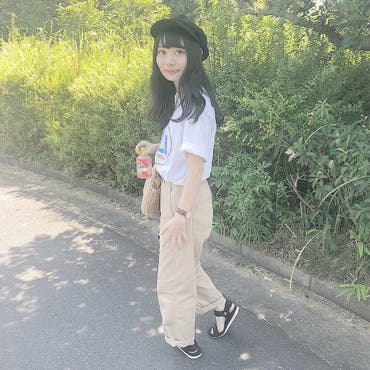 .
.
 @shoplist_official  さんの全身コーデをしてください！という声をいただいていたのでしてみました☺️💗
めちゃめちゃ安い。 
なんでこんなに安いんだ～てくらい安い。
その上かわいい😭💗
これはハマる😂😂
shoplistさんのアプリまだとっていない方いたらぜひ！とってみてください！！😊💓💓
安くて可愛い服がたくさんあるのでとってもおすすめのアプリです😼💕
私のプロフィールのURLからDLできるので、まだの方どうぞ☺️✌🏻️💗
.
よく質問いただくこのチノパンのサイズはMです😊❣️
.
.
明日の花火大会たのしみや〜〜〜☺️☺️🎐👘🎆💓
.
tops →  #shoplist  
pants →  #shoplist  
shoes →  #shoplist 
bag →  #shoplist 
.
.
 #shoplista   #ショップリスト    #shoplist_ootd 