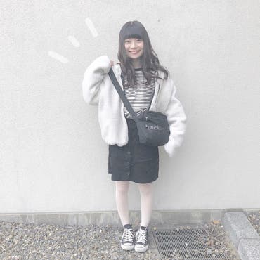 .
.
12月になりました🎄😊💓
今月もよろしくお願いします☺️💛
.
3枚目、目瞑ってたから隠した🐶(隠せてない)
5枚目はマフラーありver.です☺︎💕
どこのかは忘れてしまいました😭
.
 #まるのコーデ  
 @titivatejp  の #リバーシブルチェストジップボアブルゾン  🐰💓
シルエット、サイズ感 かんぺきです。😫
リバーシブルなので着回しもできます😽💕
たくさん着よう〜！☺️💗
.
台形スカートは  @shoplist_official  でゲットした
 @ingnistore  のものです😻
.
アイテム詳細はWEARを見てください😊🙇‍♂️💕
.
outer →  #titivate 
tops →  #bodurine  
skirt →  #ingni  
bag →  #dickies  
shoes →  #converse  .
.
 #秋コーデ   #プチプラ   #ティティベイト   #titivatestyle    #shoplist   #shoplist_ootd   #ショップリスト 