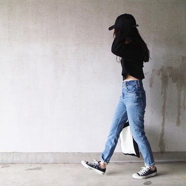 ・
 @shoplist_official  さんで
getした  #nowistyle  さんの
トップス♥️
丈短いかな？と思ったけど
ハイウエストと合わせればOK🙆‍♀️
・
・
denim:  @moussyofficial  
shoes:  @converse_jp  
bag.cap:  @webshopselect  ・
・
 #コーデ   #ママコーデ   #カジュアル   #大人カジュアル   #キャップ女子   #denim   #デニムコーデ   #shoplist   #shoplista   #プチプラコーデ   #converse   #moussy   #mamagirl   #スナップミー   #きょコ   #おちびコーデ   #mineby3mootd   #スニーカーコーデ   #webshopselect   #ナウアイスタイル 