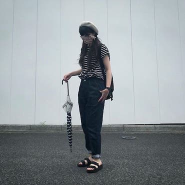 .
.
.
シルエットがかわいいボーダーのTシャツは夏らしくマリンルックな感じに⚓️
(傘もボーダーだからめっちゃボーダー好きみたいになった😂笑)
.
.
.
お買い物はお店に行って買うことがほとんどだけど、今回は初めて  @shoplist_official  でお買い物😙
プチプラだけどデザイン性あってかわいいアイテムがいっぱいです👀✨
.
.
.
tops  #coca  
bottoms  #senseofplace  
sandals  #mujilabo  
bag  #lee  
beret  #lowrysfarm  .
.
.
.
.
.
 #ootd   #outfit   #coordinate   #fashion   #shoplist   #shoplista   #marine   #pr   #ボーダートップス   #今日の服   #今日のコーデ   #マリンルック   #ショップリスト   #お洒落さんと繋がりたい   #おしゃれさんと繋がりたい   #服好きな人と繋がりたい   #いいね返し   #フォローミー   #フォロー  #오오티디