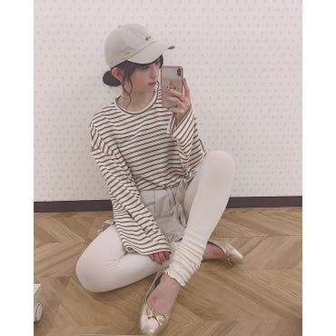 、
 @rili .shopping でわたしがセレクトした
ガーリーフリルショーパンは
レギンスとかニットタイツ履いて
秋冬でもたくさん着回せるアイテム🎀
.
ボーダーロンTのブラウンは
 @shoplist_official  で見つけた瞬間
即買いでした🐻❤️
.
.
 #rili_tokyo   #shoplist   #shoplista  
 #レギンス   #ボーダーロンT 