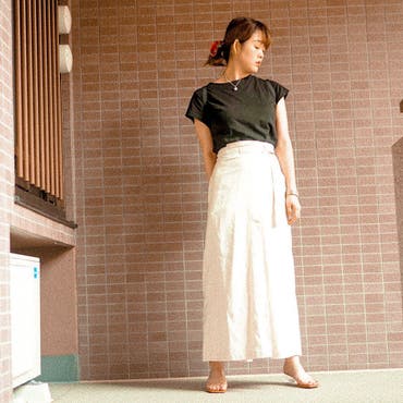  #yukipii_ootd  .
.
tops  #shoplist 
pt  #willfully 
acce  #lilpolgy1993  .
.
私なんだかんだ黒って着ないから
モノクロコーデって新鮮だったり💡
白のptは、先日のwillfullyの
先行受注品が届いた☆
巻きスカートにもみえるし
パンツにもみえる2wayタイプ☺️
.
サンダルは今年流行りの
クリアサンダルを
海外通販でお得にgetしました💜
歩きやすいし、ヒールが丸で
可愛いのです💕
.
 #shoplista 
 #shoplist 
shoplist_official 
 #ザラ 
 #fashion   #fashionista 
 #ssw   #yukipii   #singersongwriter 
 #おしゃれさんと繋がりたい  
 #fashionable   #fashionblogger 
 #instafashion   #fashiongram  
 #コーディネート   #コーデ   #ootd   #outfit   #insta_fashion   #vintagestyle 
 #yukipii_ssw  
 #ブリーチカラー    #韓国ファッション  #モード系ファッション   #被写体 