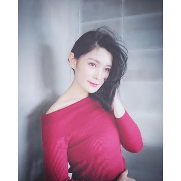 .
.オフショル大好き人間🤭
最近毎日ショルってる...
今年はデコルテだしていこ〜の年 .これもSHOPLISTで購入したボルドーのオフショル✨✨
.
.shoplist_officialはオフショルの種類も豊富でฅ*•ω•*ฅ♡
.
.
.
. #SHOPLISTA 
 #SHOPLIST 
 #PR 
 #トップス 
 #オフショル 
 #ファッション 