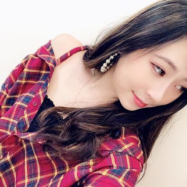 .
.
.
.
髪暗くなると色物に
目がいくのは私だけ?笑
.
パールピアス #shoplist で
200円ぐらいで買えたやつ🤭
いつも #3coins で買うから
それより安くてありがたーい😳🤟
.
パール系って綺麗めになるから
最近好きになった🙄💕
.
.
.
#ママ #ママコーデ #ママスタイル #今日のコーデ #今日の服 #ファッション #大人カジュアルコーデ #mamacode #fashion #code #cordinate #instagood #instalike #instagramjapan #japan #ootd #tflers #インスタ女子 #お洒落さんと繋がりたい #カメラ好きな人と繋がりたい #シンママ #シングルマザー #秋コーデ #冬コーデ #shoplista #チェックシャツ #パール