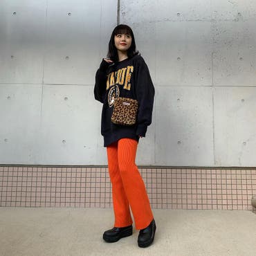 .﻿
﻿
いつかのななせさんコーデ この日は昼間アウターいらないくらいあったかかったな🥺﻿
﻿
tops…  #champion  (古着)
bottom…﻿  #murua  
boots…﻿  #moussy 
bag…﻿  #ohpearl  ﻿

ボトムは  @shoplist_official  でゲットしたよ🥺大好きなMURUAのアイテムなんだけど色もシルエットも最高  ニットボトムずっと探してたんだけどこれっていうのがなかなか見つからなくて、でもやっと求めてたものに出会えたって感じ🥺💖SHOPLISTはいろんなブランドのお洋服をまとめて買えるしなによりセールが充実してるのが嬉しいな このボトムもセールになってた🥺自分の好きなブランドだけをお気に入りして見たり、細かく検索もできるから欲しいと思ってたお洋服がすぐ見つかるよ おすすめ🥺💖﻿
﻿
 #SHOPLIST  #SHOPLISTA ﻿
 #ショップリスト ﻿ #チャンピオン  
 #古着  #ムルーア  #マウジー  #オパール東京  #オパール  #used  #レオパード  #ニットパンツ 
﻿ ﻿ #ななせさんコーデ 