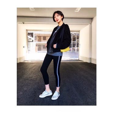 *﻿﻿
ちょっとそこまで﻿
さきこーで👗🌈﻿笑﻿
﻿﻿
﻿﻿
最近ネットショッピングにハマってて﻿﻿
このコーデもSHOPLIST  shoplist_official 
で購入しました💗﻿﻿
﻿﻿
ナイキのトレーナーと、﻿﻿
サイドラインの入ってるレギンス☺️﻿﻿
﻿﻿
色んなブランド、アイテムがたくさんあって﻿﻿
いつも悩んじゃうけどいい買い物ができました！﻿﻿
﻿﻿
早くもっと暖かくなってほしいなぁ。﻿﻿🌸
﻿﻿
今日はやることたくさんある！﻿
近々いろいろ報告することになりそうです。﻿
﻿
行ってきまーす✨﻿
﻿
 #SHOPLIST   #SHOPLISTA  ﻿
 #ootd   #coodinate  #shopping ﻿
 #nike   #tops   #pants   #sprts ﻿
 #casualstyle   #converse 