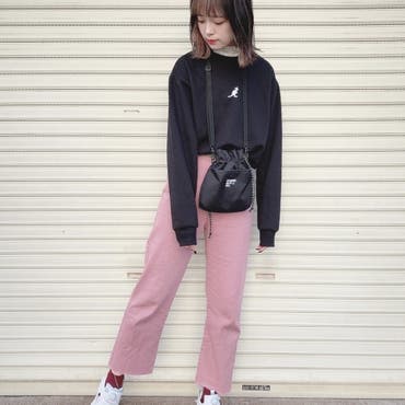 春らしいニュアンスカラーパンツがポイント☆
スウェット合わせで取り入れやすい
カジュアルコーデに(^-^)

【スタッフ/170cm】