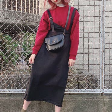 ワンショルデザインが目を惹くワンピースコーデ★
カラートップスで華やか印象に(^-^)
ワンランク上のおすすめコーデ!!

【スタッフ/170cm】