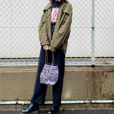 メンズアイテムを使った、Springカジュアルコーデ☆
トップスは今季注目の和柄デザイン(^-^)
【スタッフ/170cm】